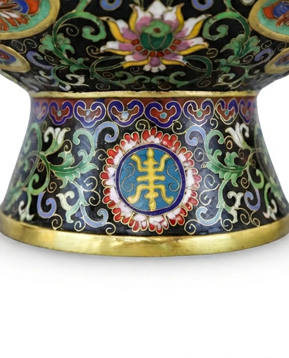 Customized Chicken-Pattern Cloisonne Vase|Decorative Items|Unique Personalized Gifts Dubai &amp; Riyadh|Designer Presents