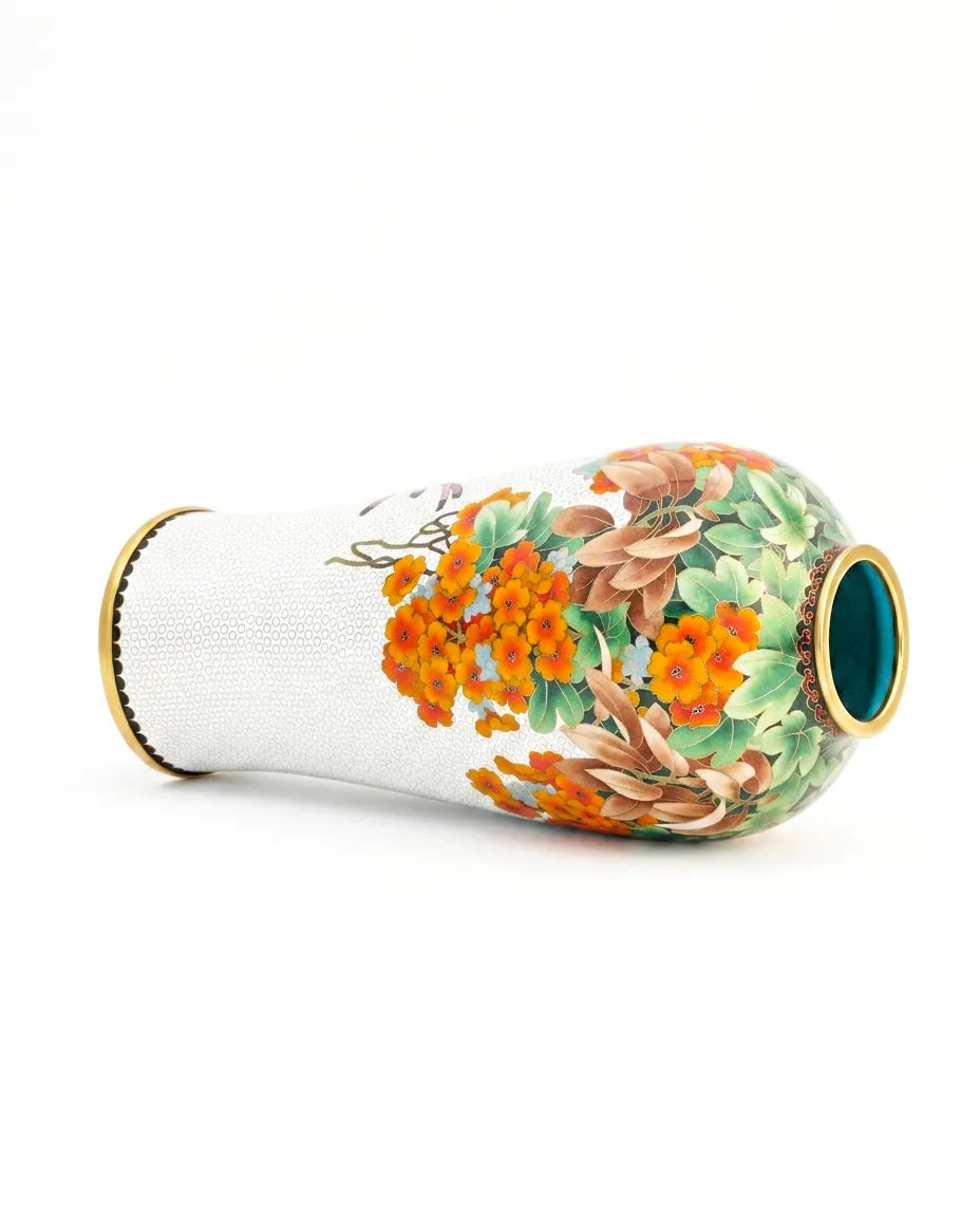 Close-up detail of the gold-plated copper rim and Mountain Flower landscape painting on this Royal Cloisonne plate and vase series,a premium piece for luxury home decor and home gifts