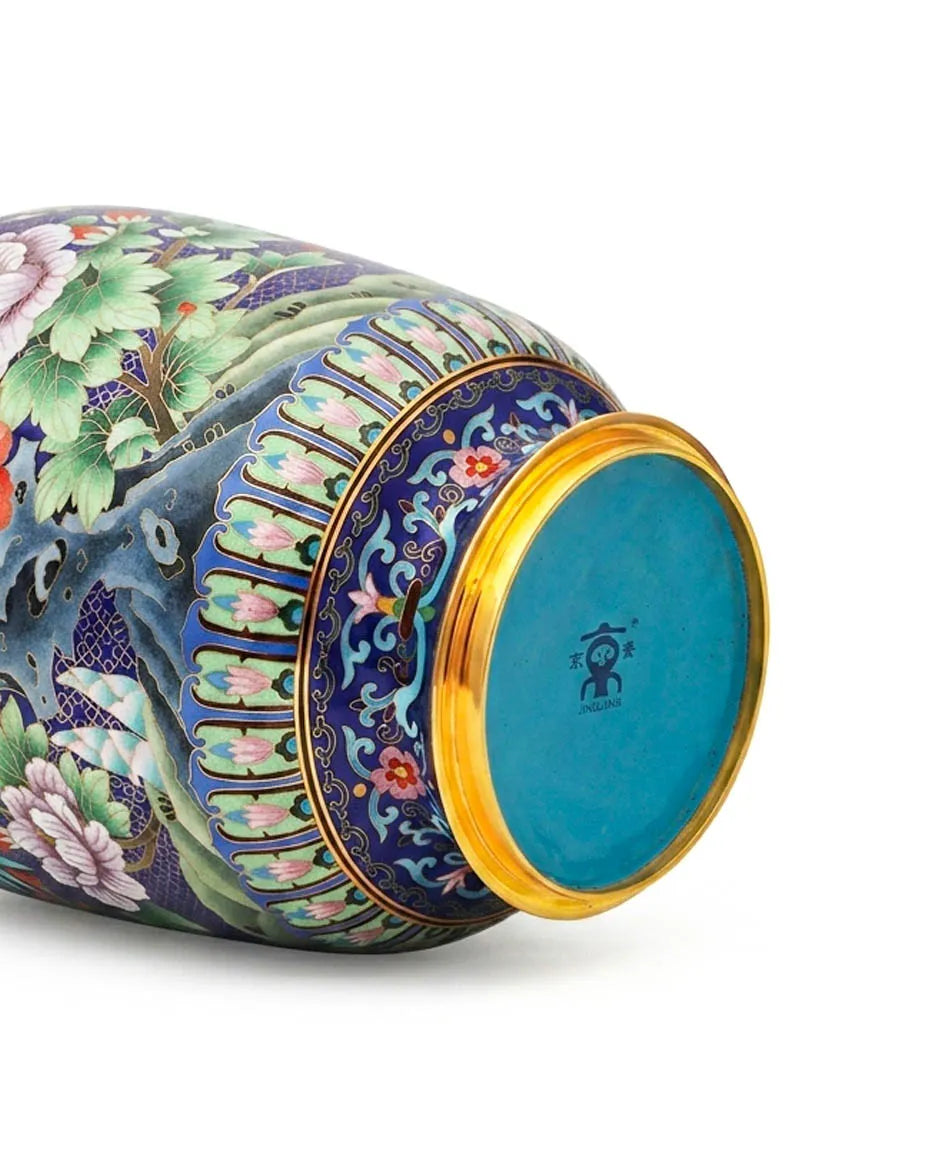 Close-up detail of the gold-plated copper rim and enamel lantern pattern on this Royal Cloisonne vase,a premium piece for luxury home decor and home gifts