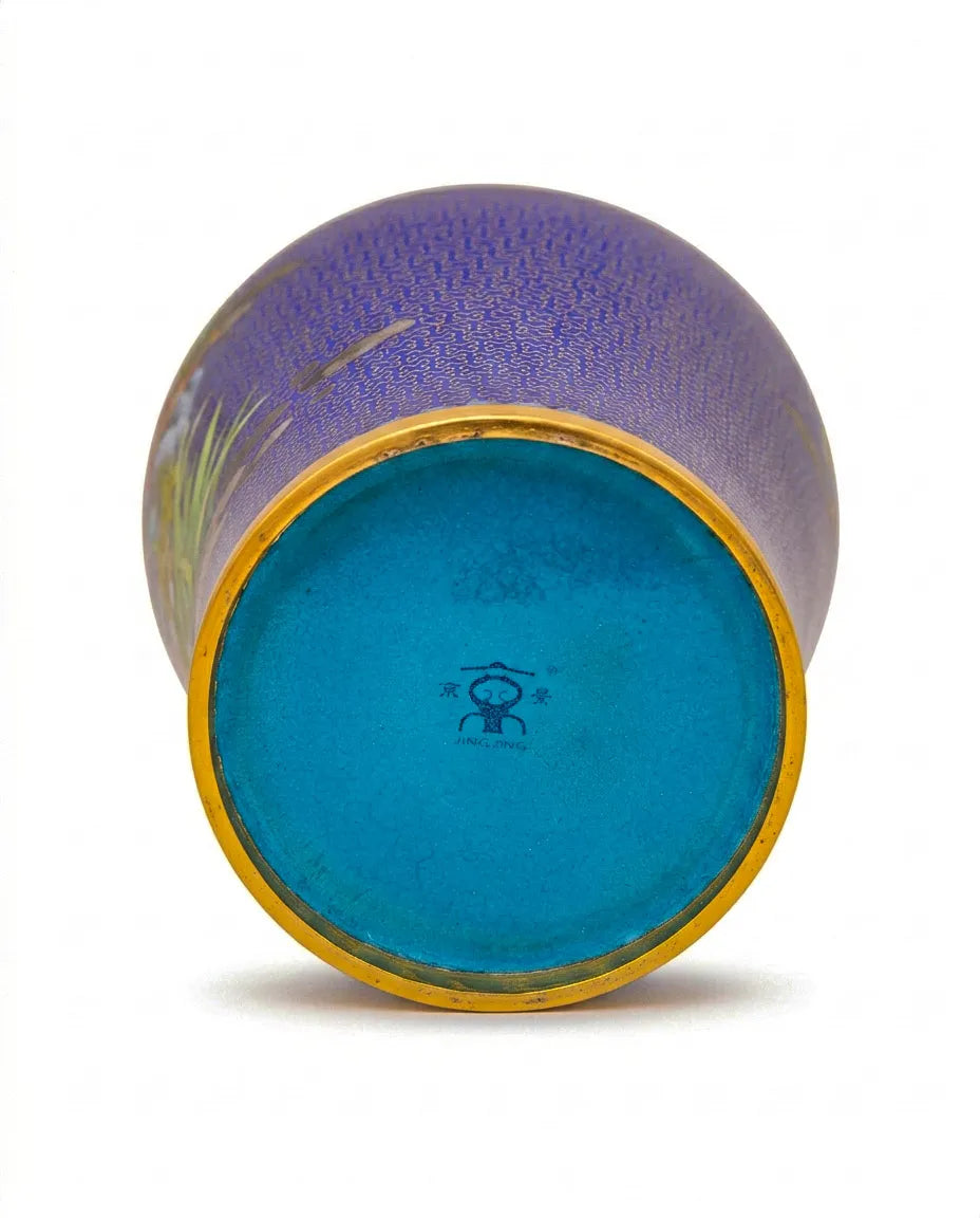 Close-up detail of the gold-plated copper rim and enamel flower and bird pattern on this Royal Cloisonne vase,a premium piece for luxury home decor and home gifts